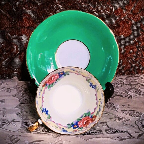 AYNSLEY Tea Cup & Saucer, Green, Cabbage Rose, Bone China, England Pattern B5304 - Picture 4 of 15